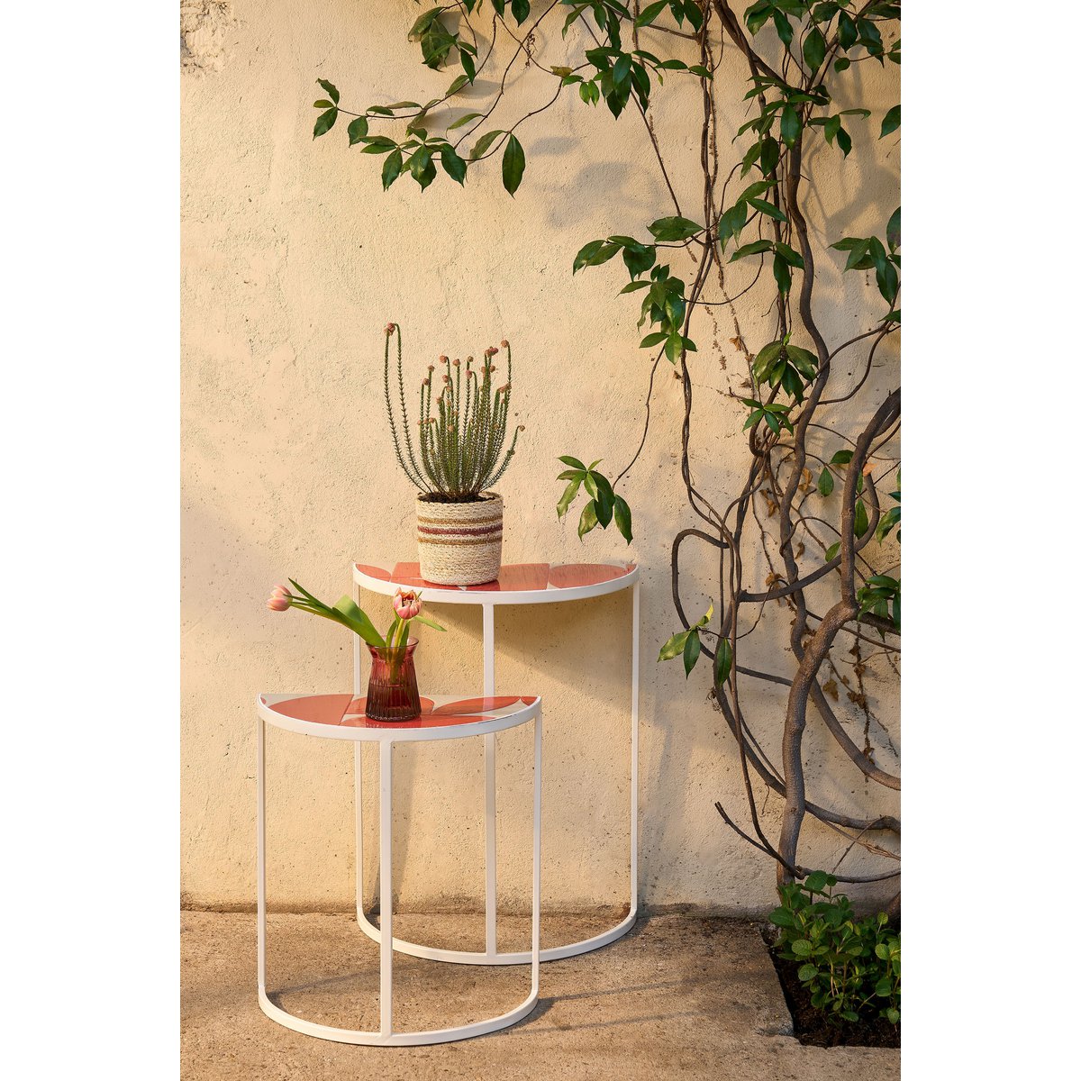 Bologna Bijzettafel Buiten - Set van 2 - L45 x B23 x H58 cm - Metaal - Rood